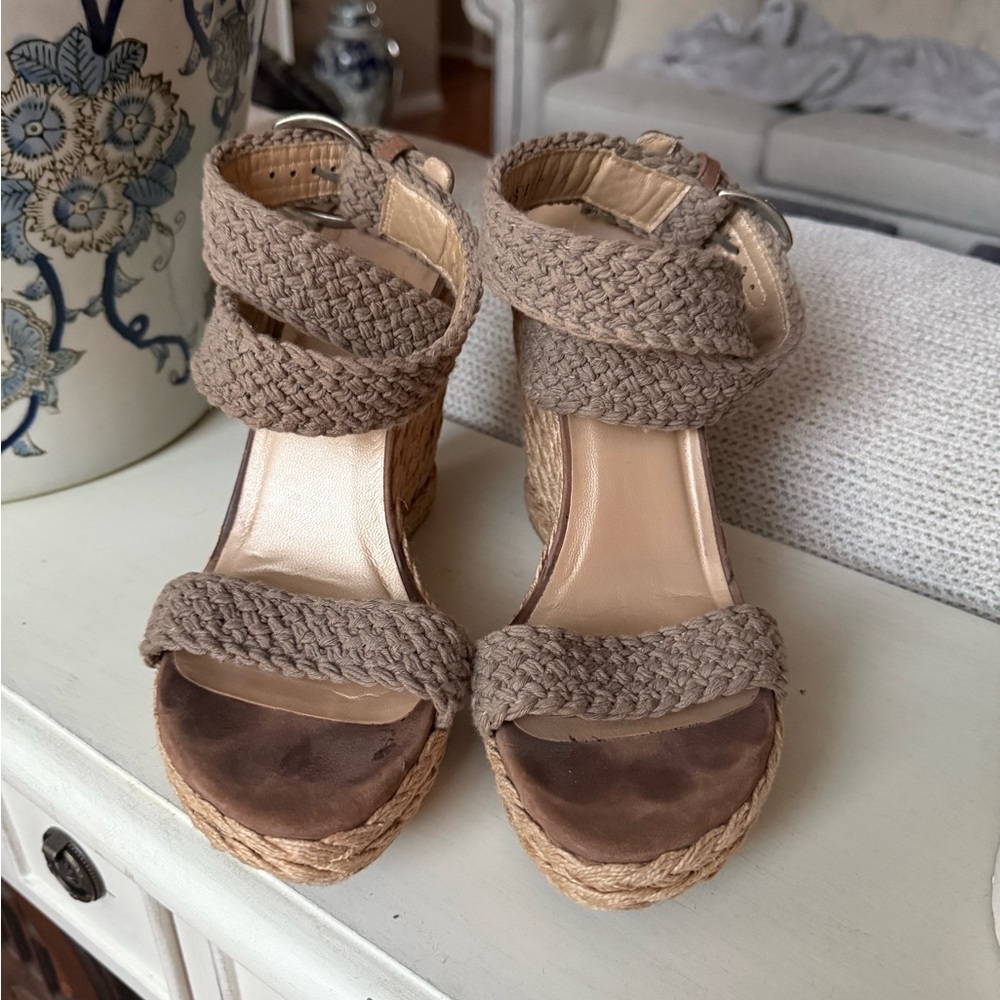 Stuart Weitzman Woven Ankle-Strap Wedge Sandals in Olive Green